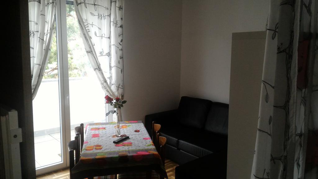 Affittacamere Valchiavenna - Foresteria Lombarda Con Parcheggio Privato Sul Posto! Apprezzata Gestione Familiare Dal 2012, Qualita-Prezzo Top! "Guest-House With Private Parking On Site! Appreciated Family Management Since 2012, Quality-Price Top!" 외부 사진