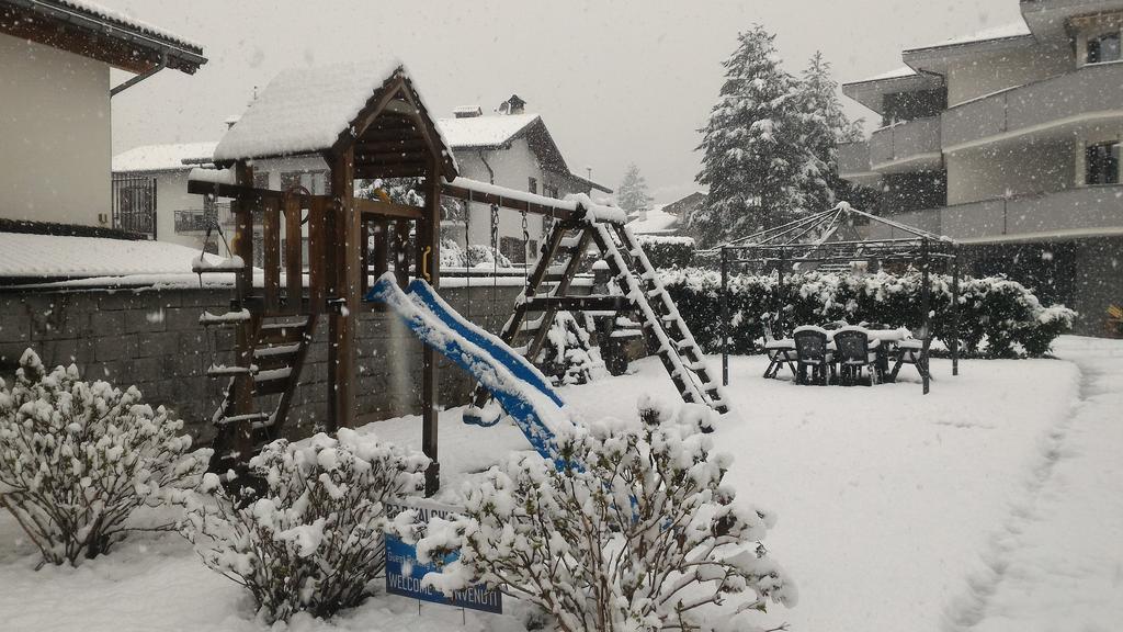 Affittacamere Valchiavenna - Foresteria Lombarda Con Parcheggio Privato Sul Posto! Apprezzata Gestione Familiare Dal 2012, Qualita-Prezzo Top! "Guest-House With Private Parking On Site! Appreciated Family Management Since 2012, Quality-Price Top!" 외부 사진