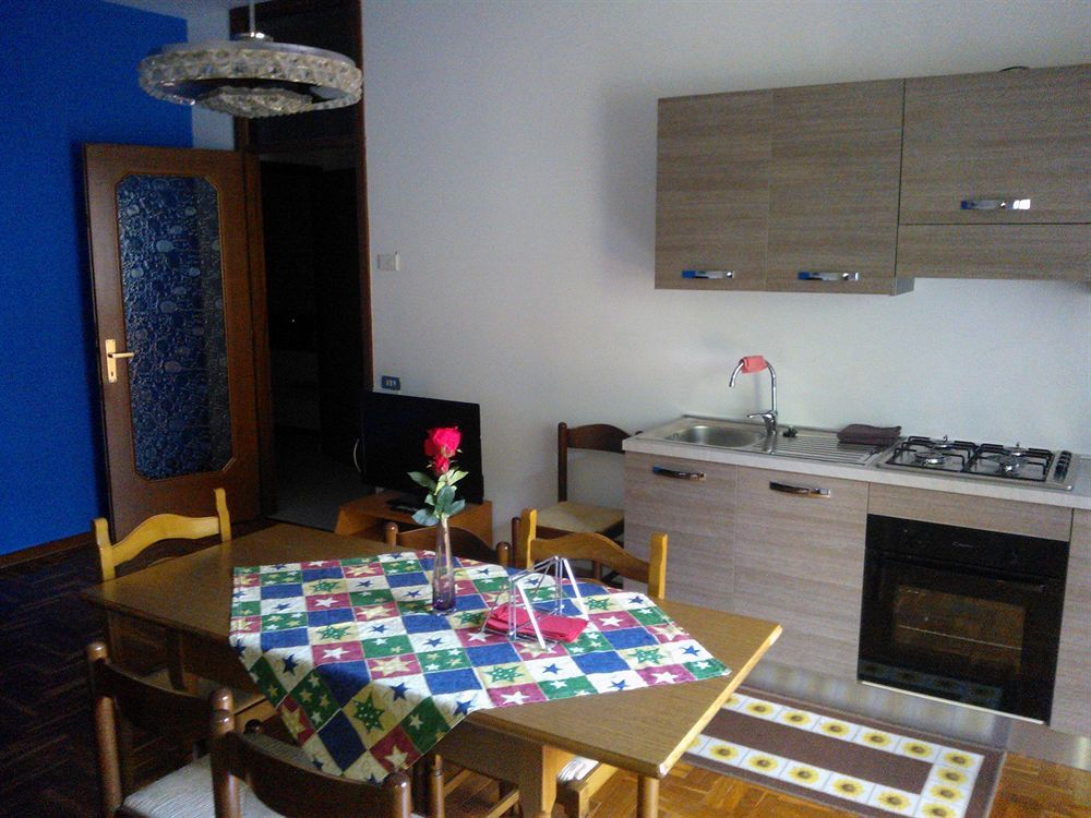 Affittacamere Valchiavenna - Foresteria Lombarda Con Parcheggio Privato Sul Posto! Apprezzata Gestione Familiare Dal 2012, Qualita-Prezzo Top! "Guest-House With Private Parking On Site! Appreciated Family Management Since 2012, Quality-Price Top!" 외부 사진