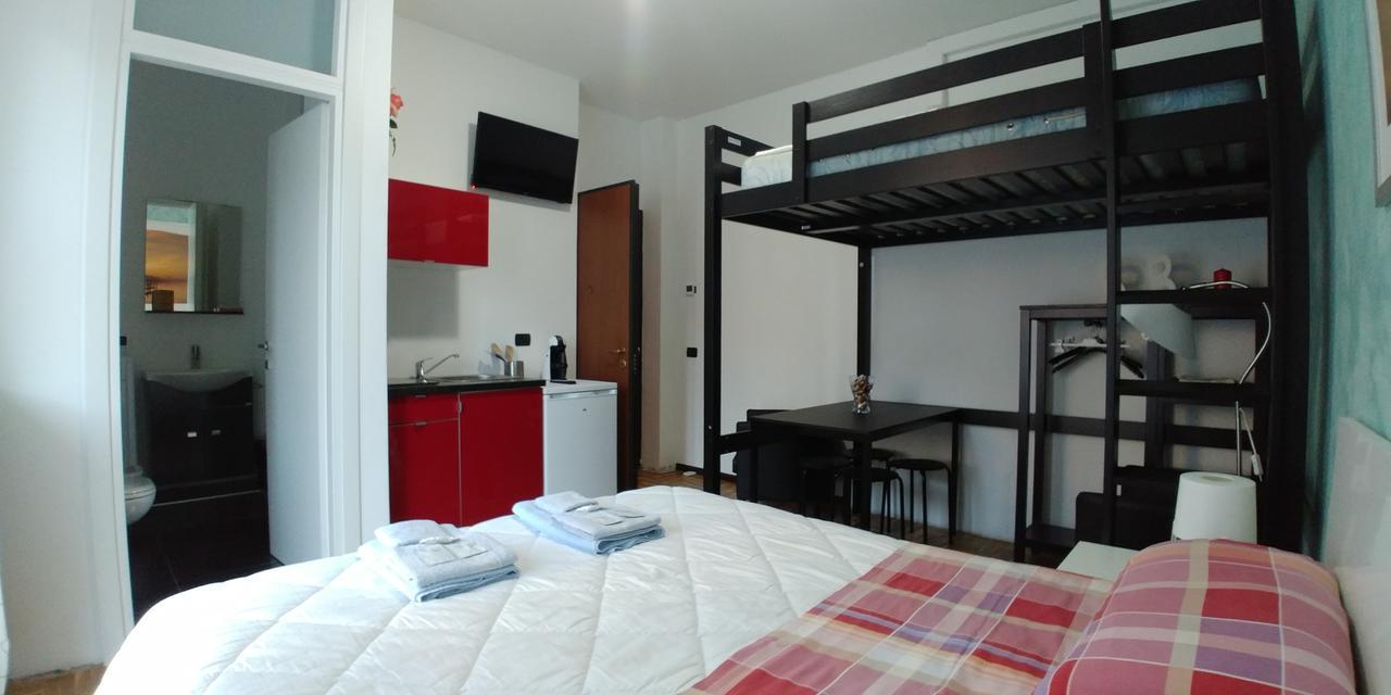 Affittacamere Valchiavenna - Foresteria Lombarda Con Parcheggio Privato Sul Posto! Apprezzata Gestione Familiare Dal 2012, Qualita-Prezzo Top! "Guest-House With Private Parking On Site! Appreciated Family Management Since 2012, Quality-Price Top!" 외부 사진