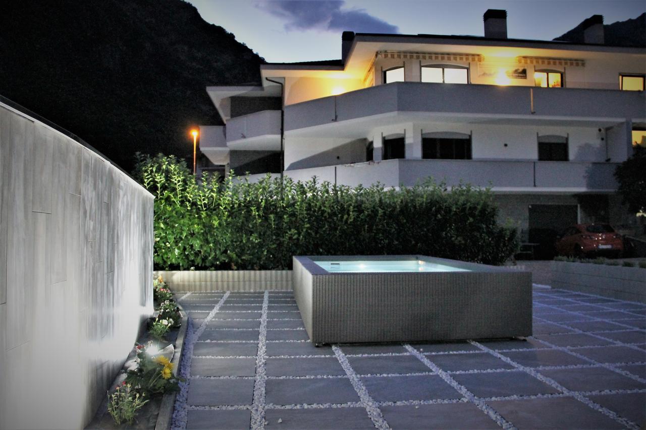 Affittacamere Valchiavenna - Foresteria Lombarda Con Parcheggio Privato Sul Posto! Apprezzata Gestione Familiare Dal 2012, Qualita-Prezzo Top! "Guest-House With Private Parking On Site! Appreciated Family Management Since 2012, Quality-Price Top!" 외부 사진