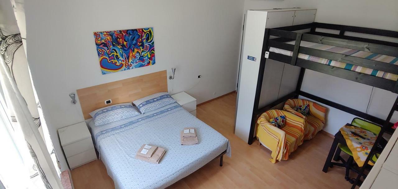 Affittacamere Valchiavenna - Foresteria Lombarda Con Parcheggio Privato Sul Posto! Apprezzata Gestione Familiare Dal 2012, Qualita-Prezzo Top! "Guest-House With Private Parking On Site! Appreciated Family Management Since 2012, Quality-Price Top!" 외부 사진