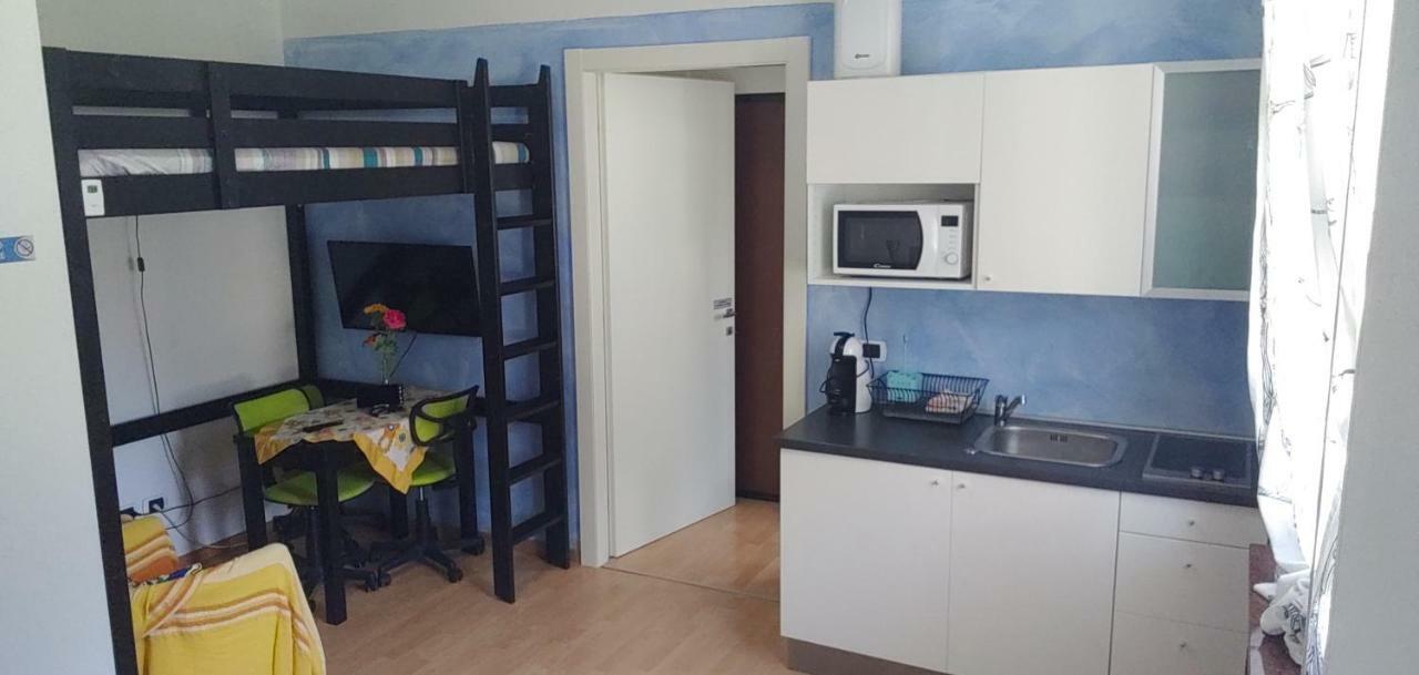 Affittacamere Valchiavenna - Foresteria Lombarda Con Parcheggio Privato Sul Posto! Apprezzata Gestione Familiare Dal 2012, Qualita-Prezzo Top! "Guest-House With Private Parking On Site! Appreciated Family Management Since 2012, Quality-Price Top!" 외부 사진