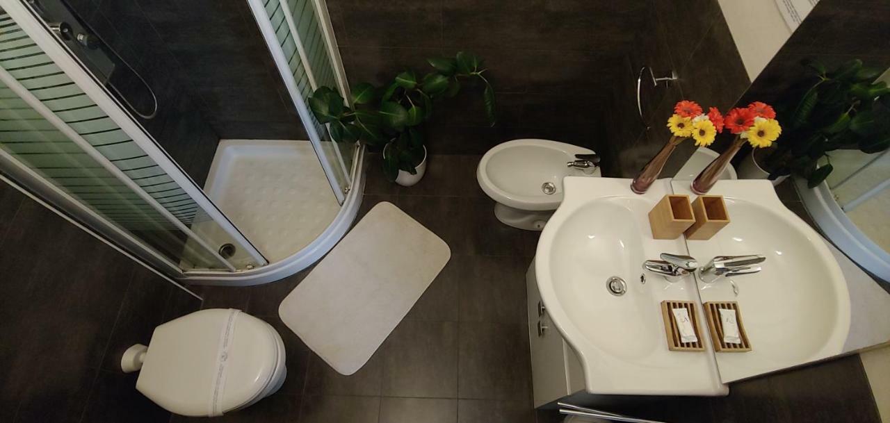 Affittacamere Valchiavenna - Foresteria Lombarda Con Parcheggio Privato Sul Posto! Apprezzata Gestione Familiare Dal 2012, Qualita-Prezzo Top! "Guest-House With Private Parking On Site! Appreciated Family Management Since 2012, Quality-Price Top!" 외부 사진