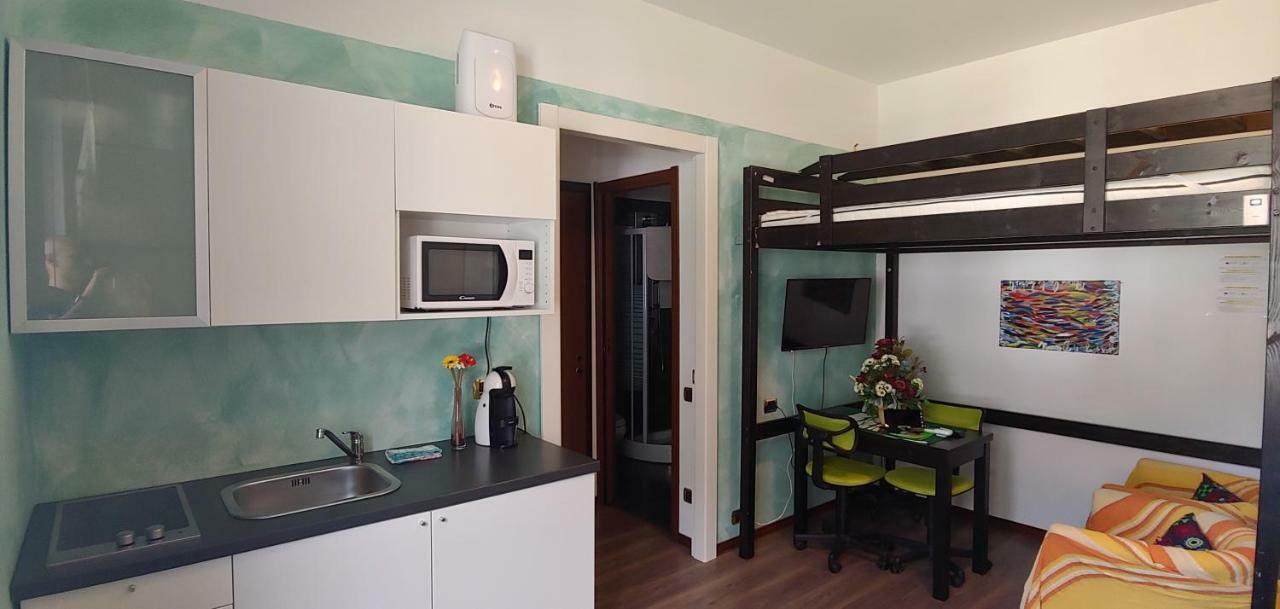 Affittacamere Valchiavenna - Foresteria Lombarda Con Parcheggio Privato Sul Posto! Apprezzata Gestione Familiare Dal 2012, Qualita-Prezzo Top! "Guest-House With Private Parking On Site! Appreciated Family Management Since 2012, Quality-Price Top!" 외부 사진